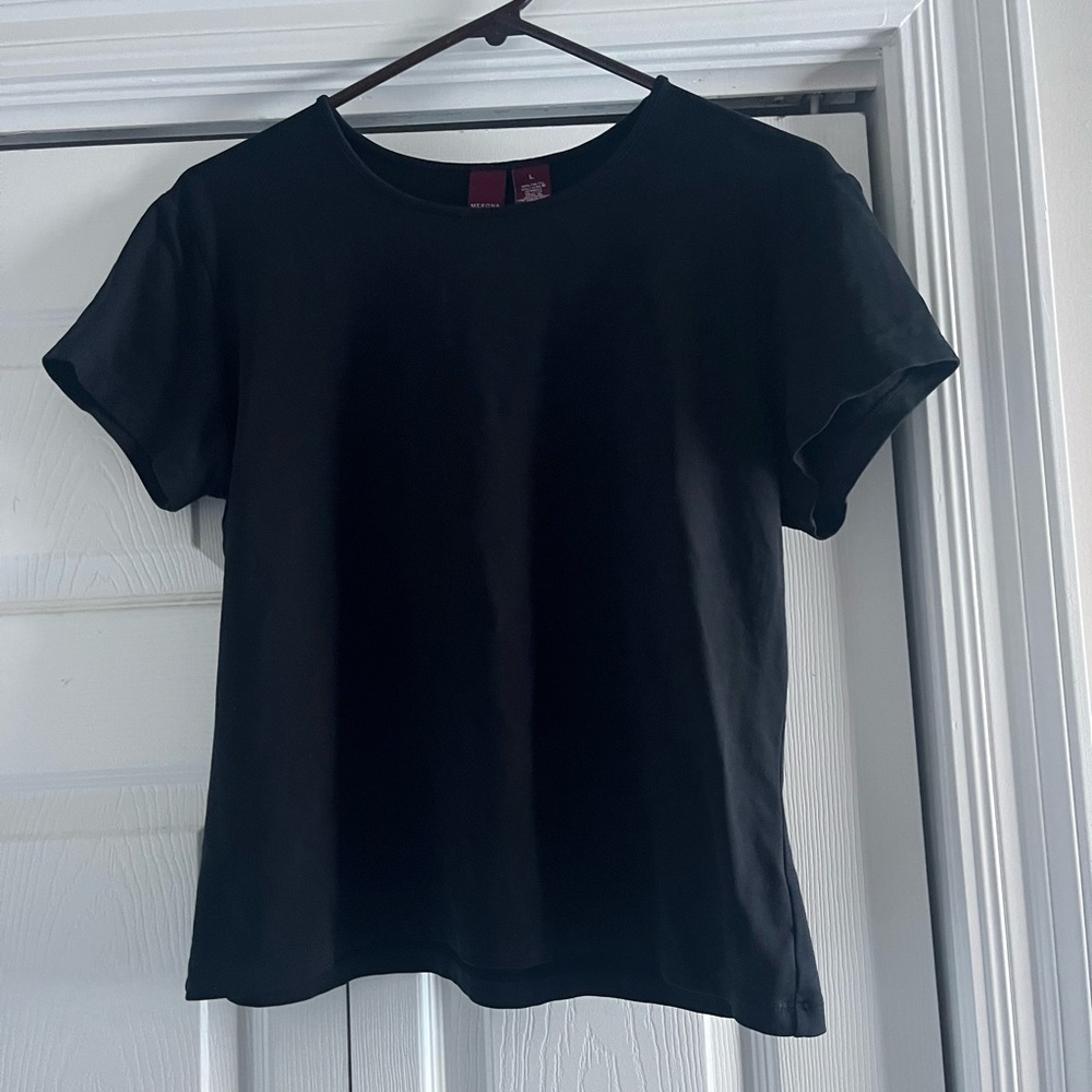 black merona t shirt size large